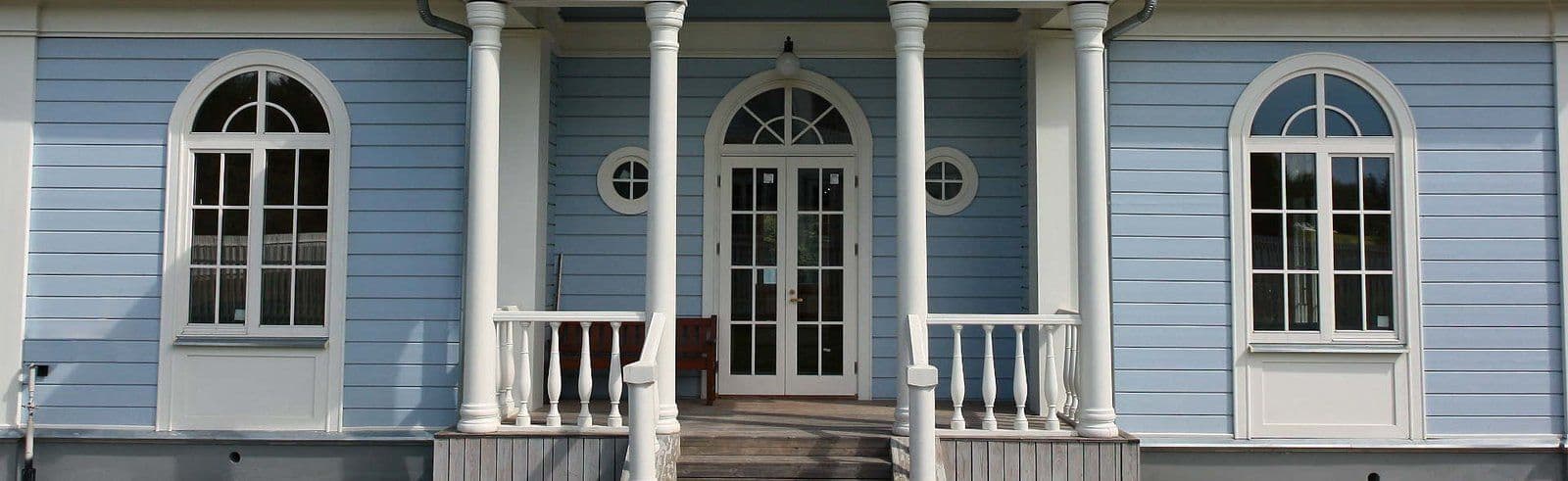 Waukesha, WI home remodeling project by Empire Home Remodeling featuring new windows, siding, and roofing upgrades for improved curb appeal and efficiency